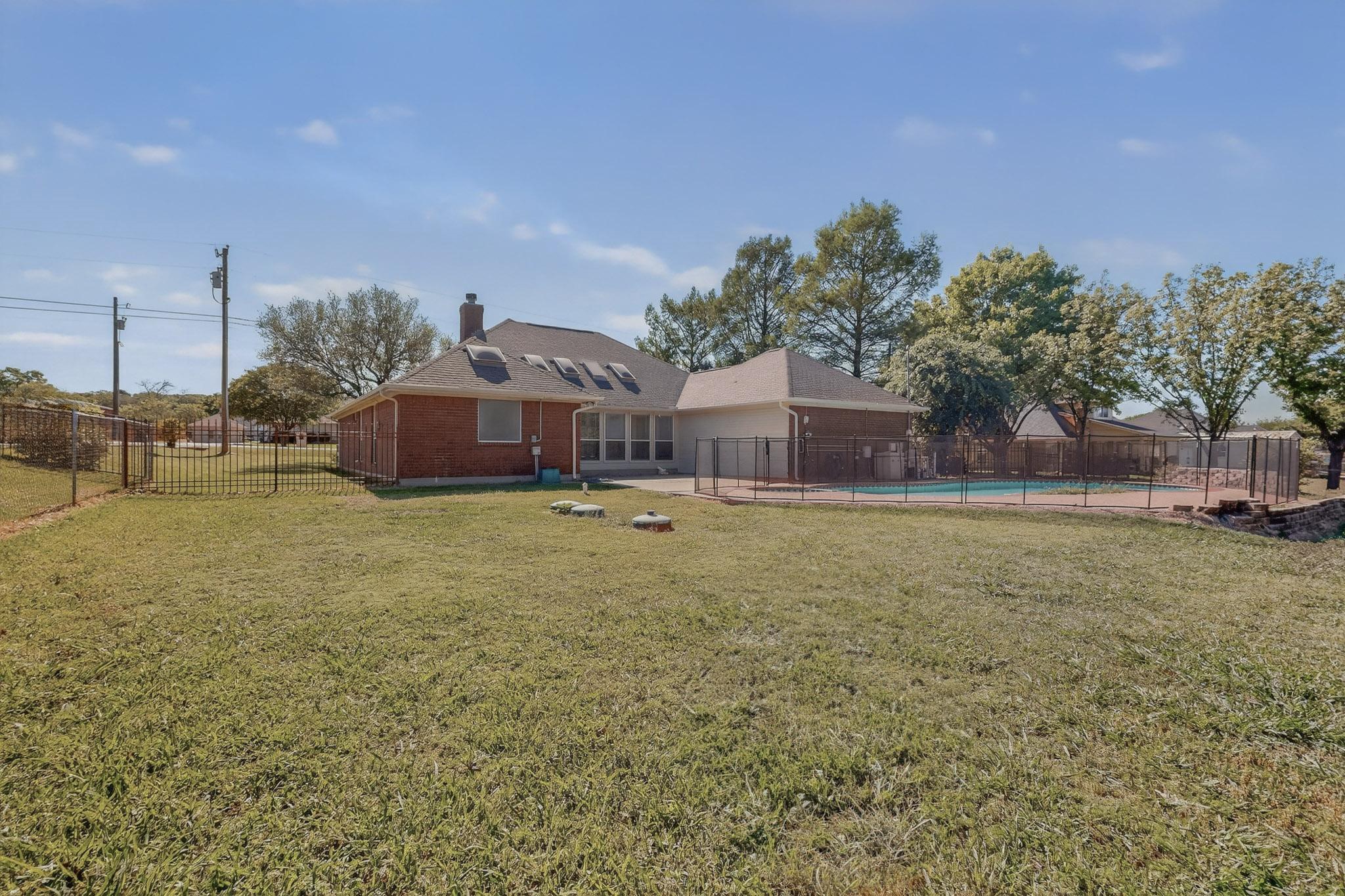 2601 Trail Tree Court Burleson TX 76028