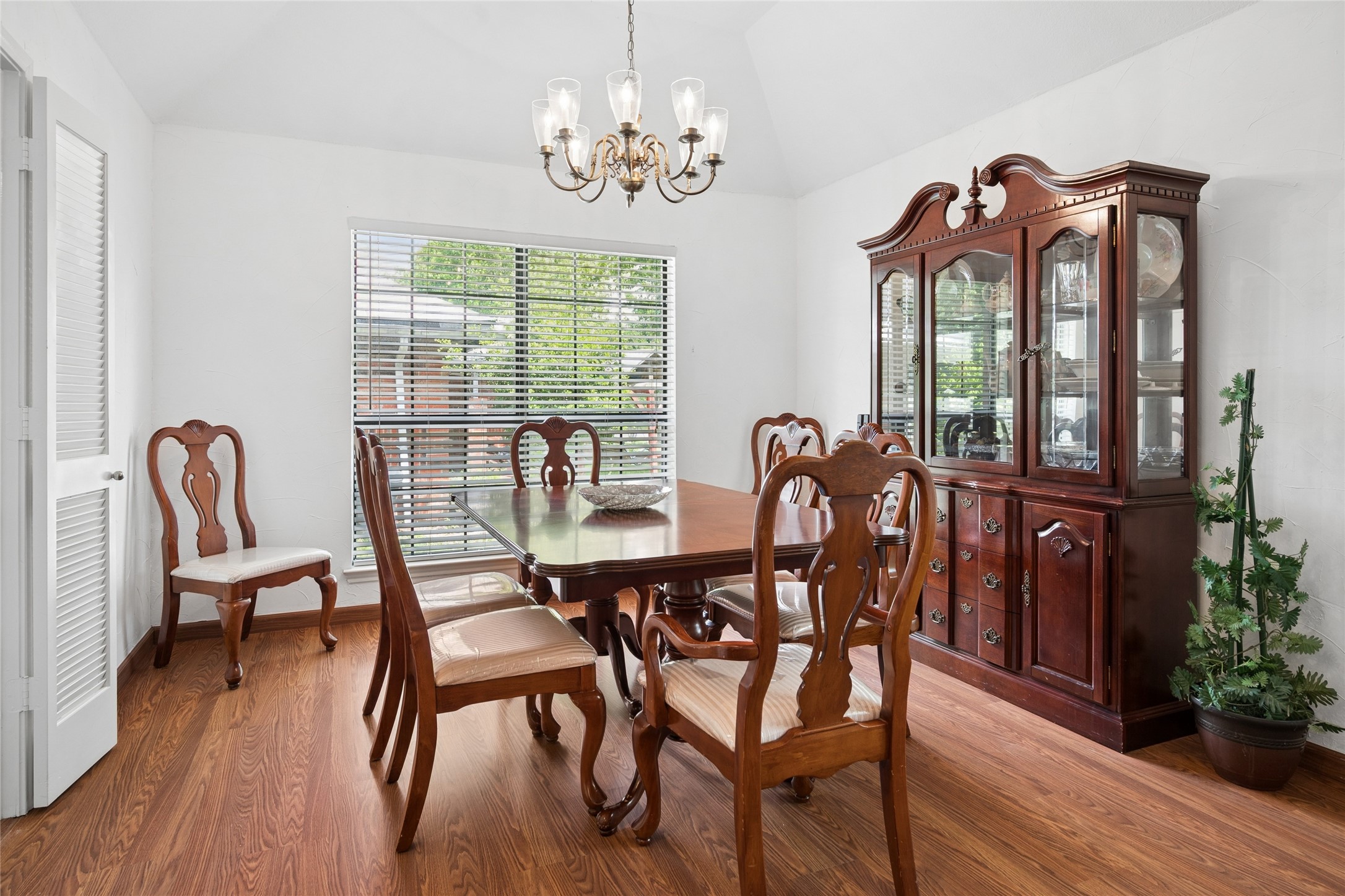 2449 Kimberly Drive Garland TX 75040