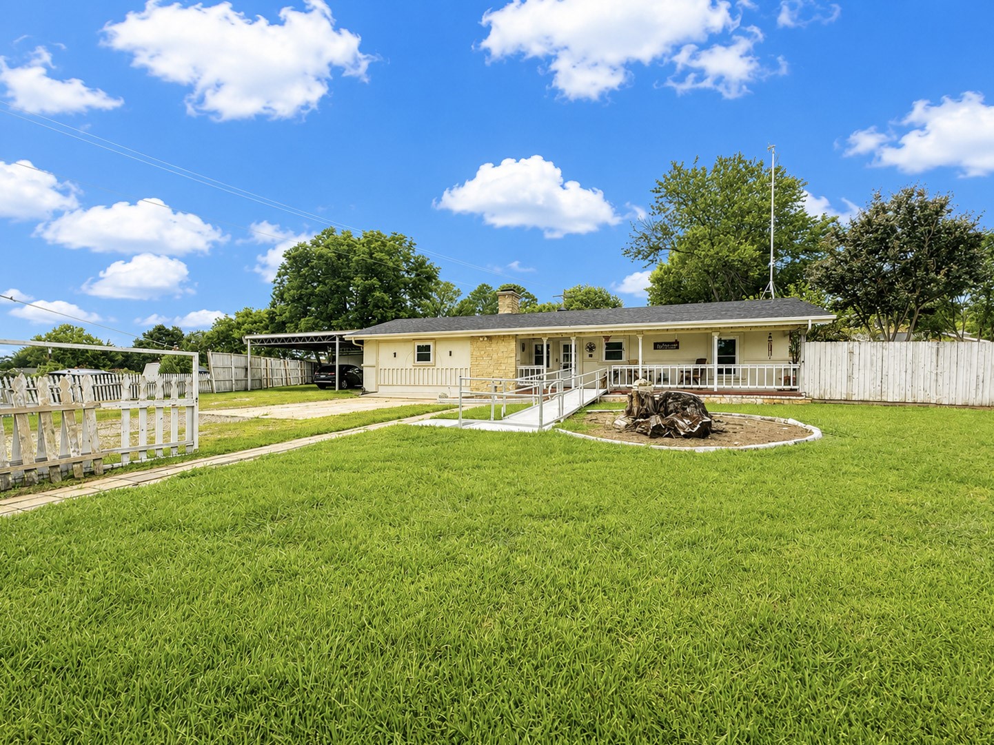 245 Harris Road East Tawakoni TX 75472