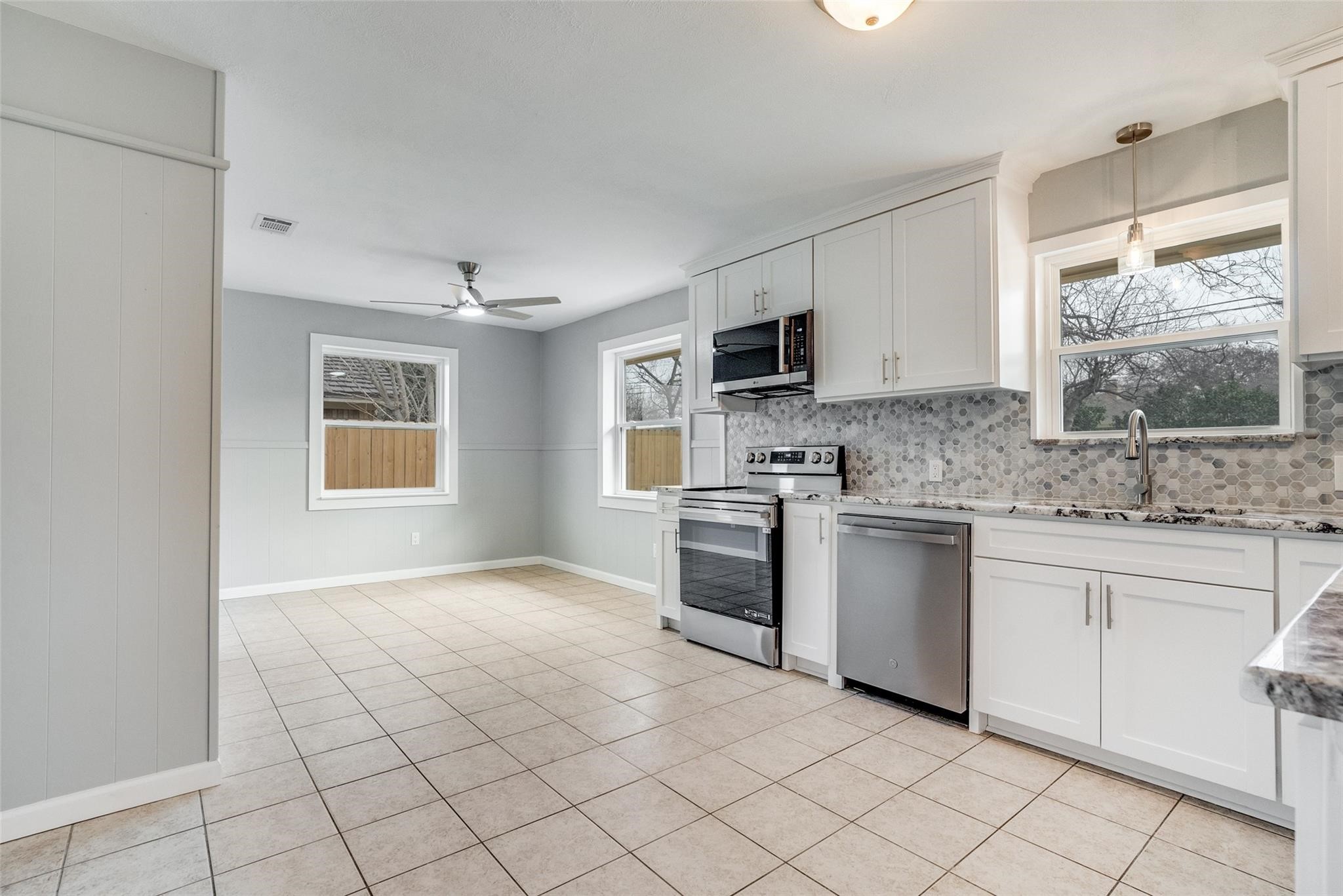 5113 South Drive Fort Worth TX 76132