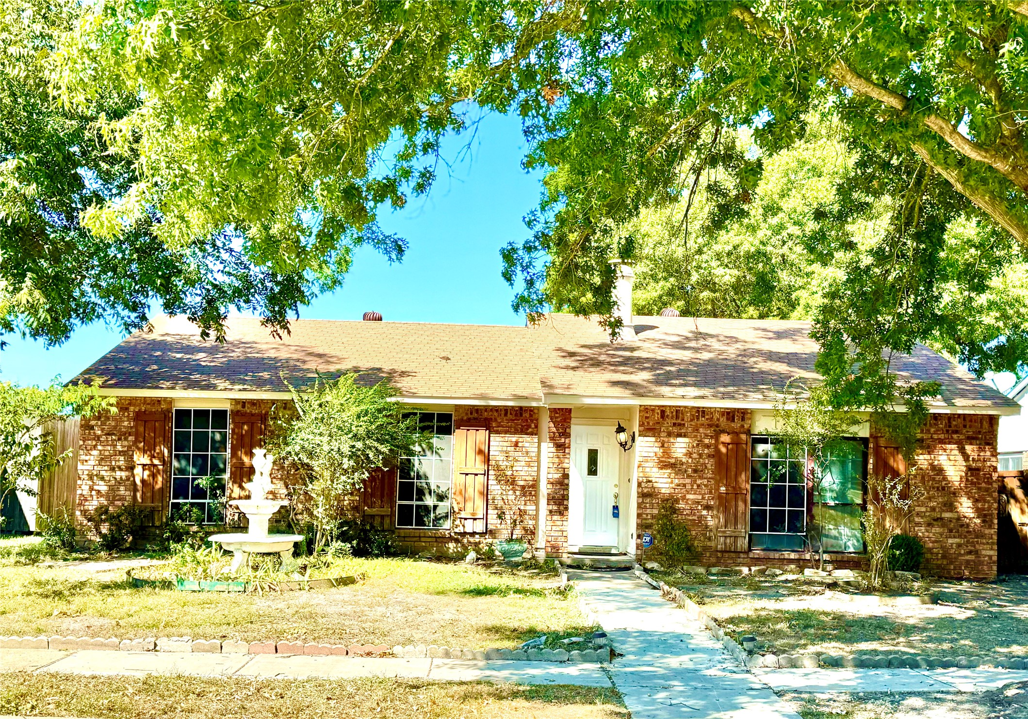 1614 Coffeyville Trail Grand Prairie TX 75052
