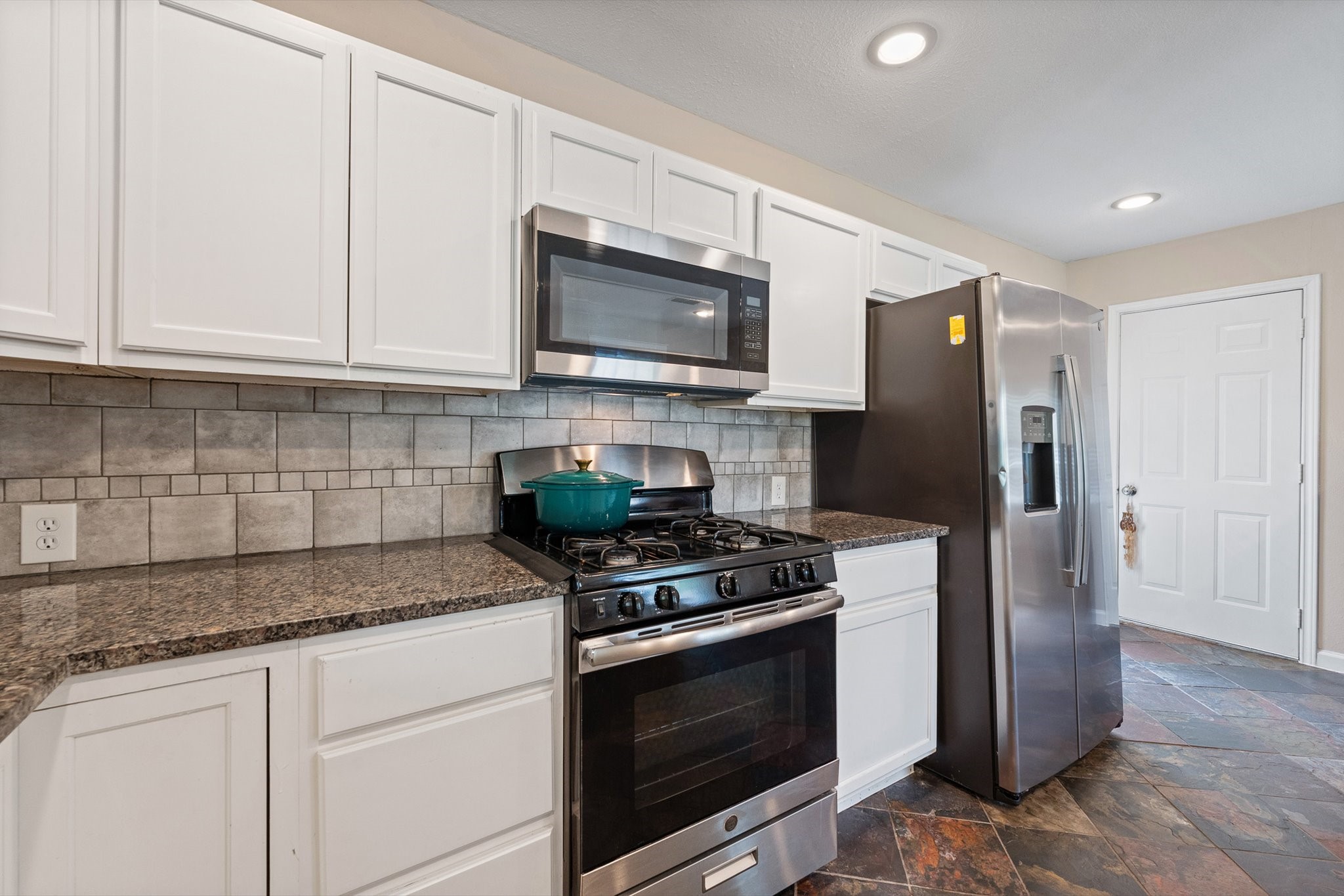 5328 Caroldean Street Haltom City TX 76117