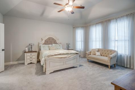 329 Madison Street Burleson TX 76028