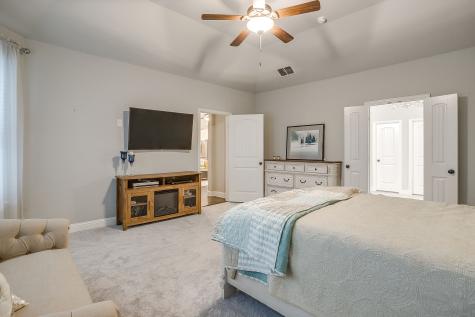 329 Madison Street Burleson TX 76028