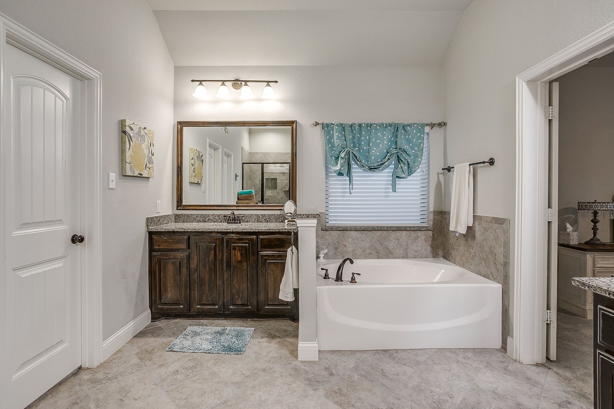 329 Madison Street Burleson TX 76028