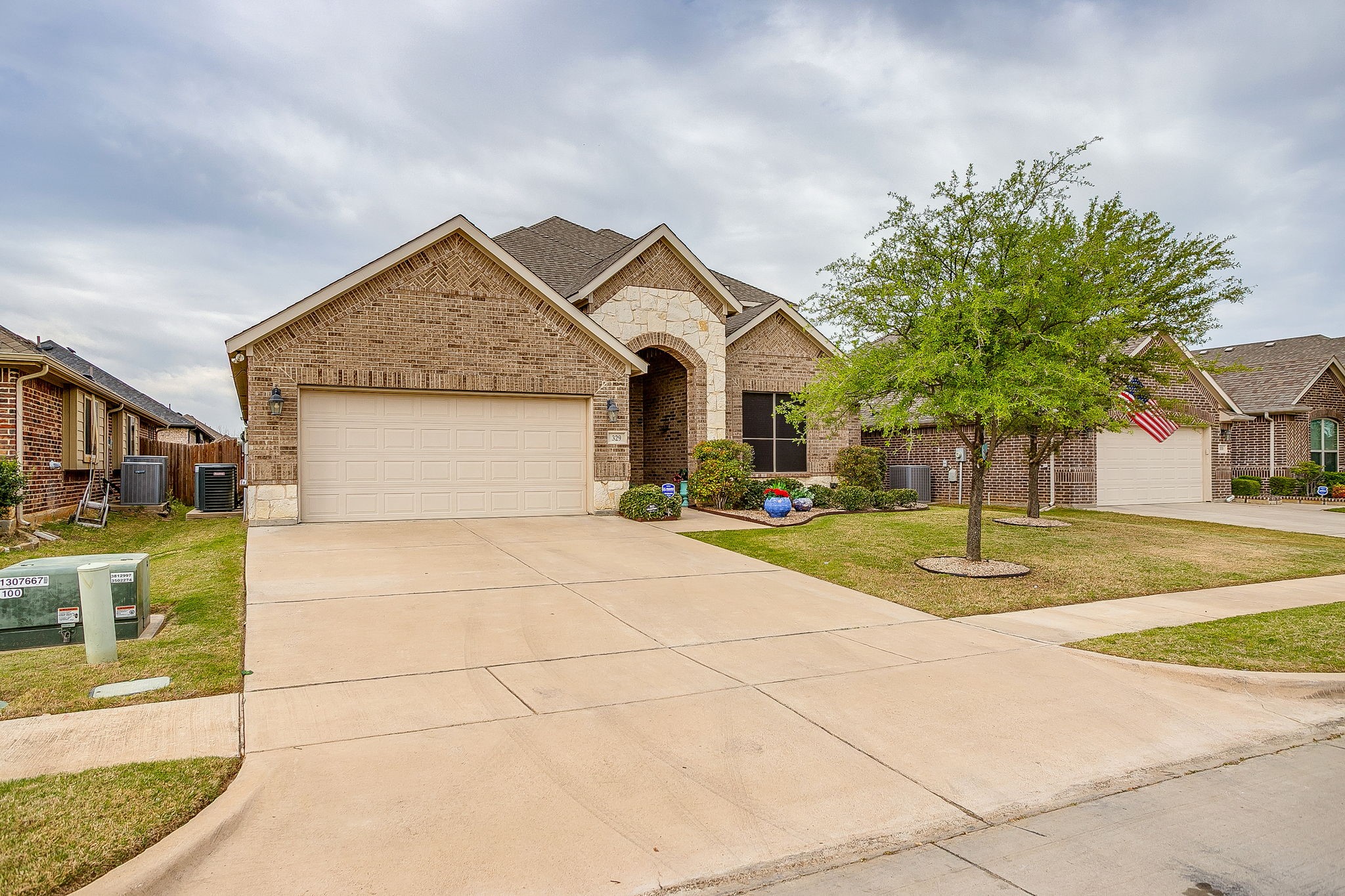 329 Madison Street Burleson TX 76028