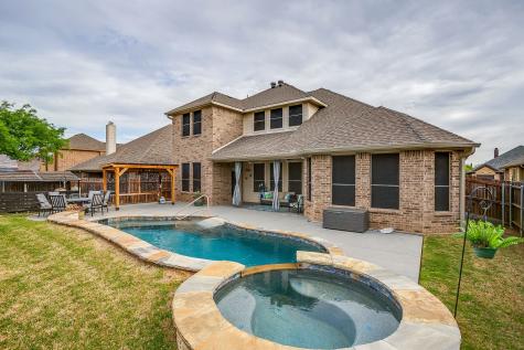 329 Madison Street Burleson TX 76028