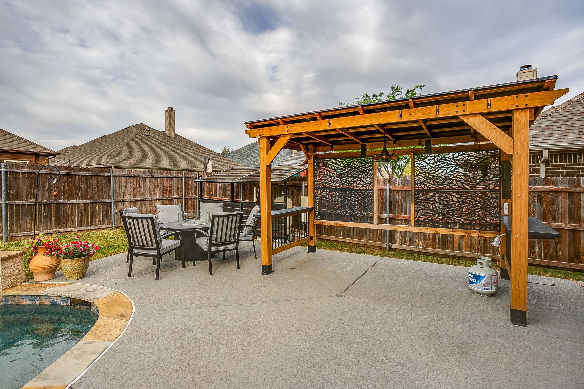 329 Madison Street Burleson TX 76028