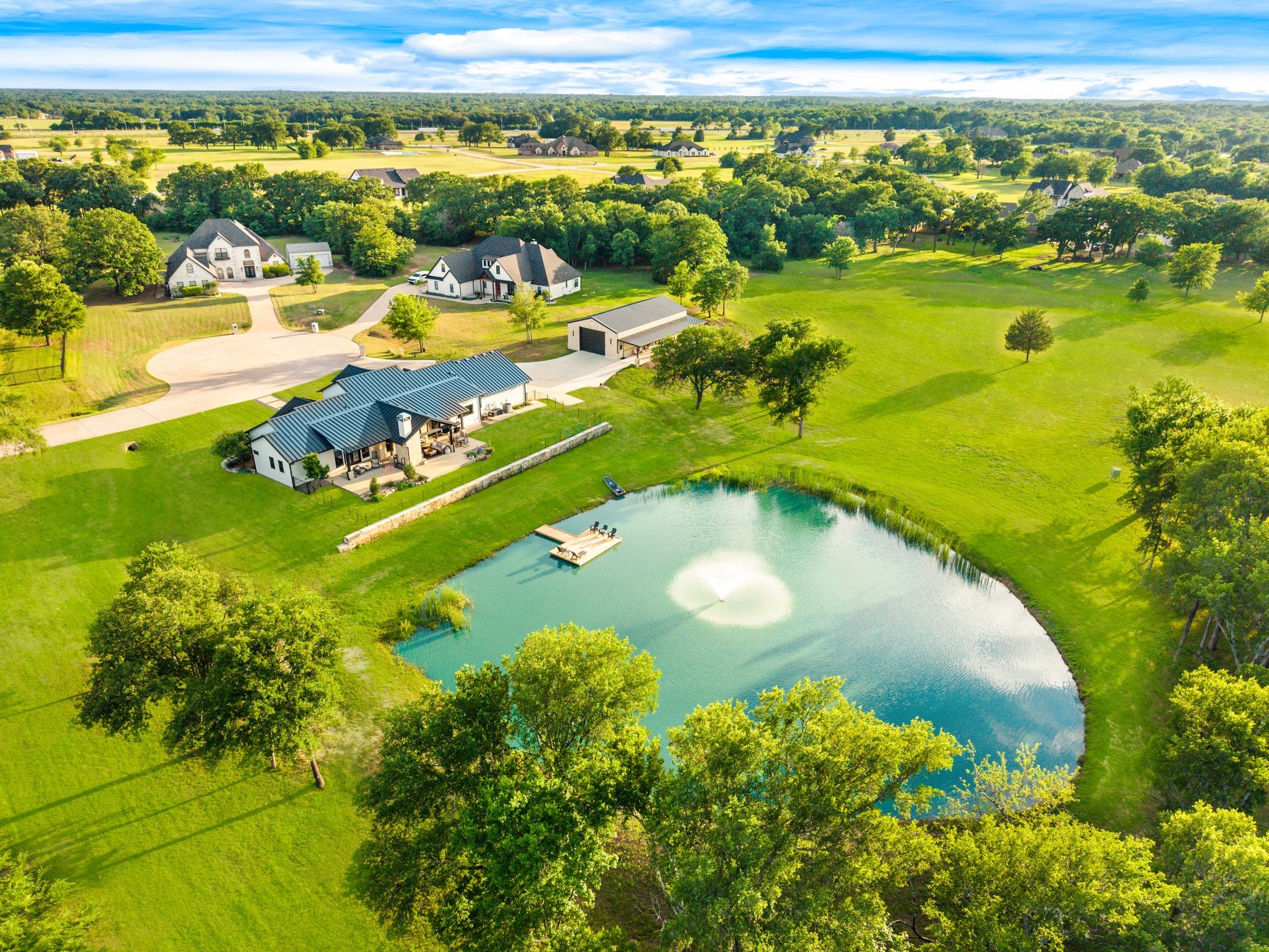 2100 Lake Crest Lane Wills Point TX 75169