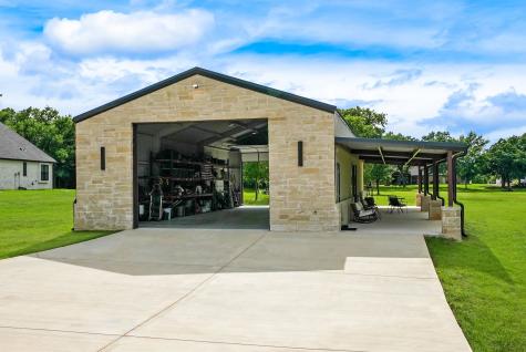 2100 Lake Crest Lane Wills Point TX 75169