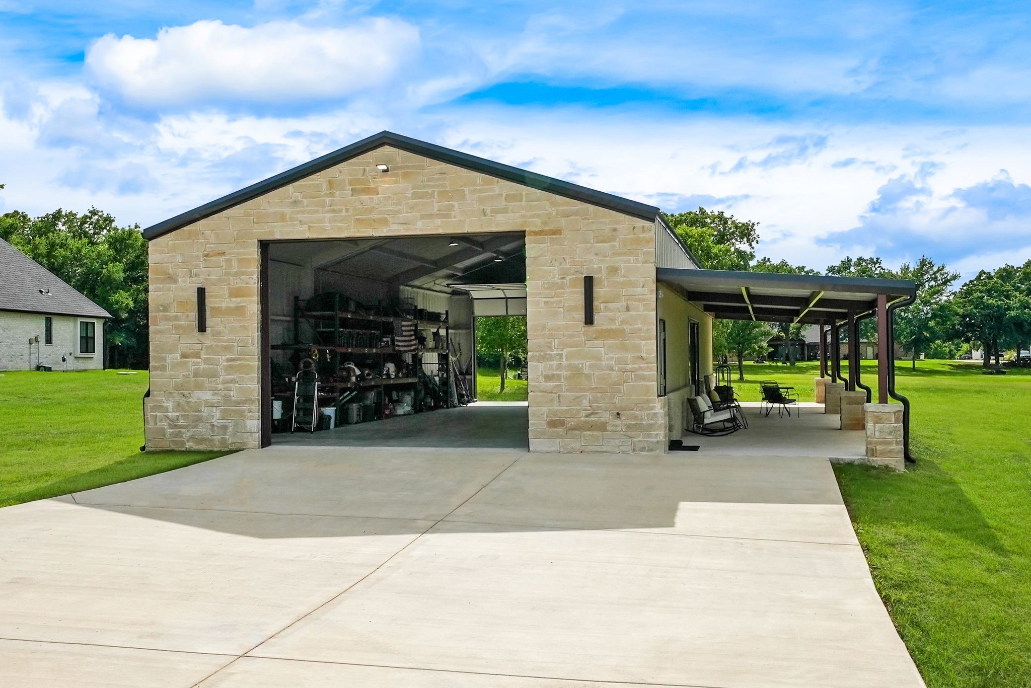 2100 Lake Crest Lane Wills Point TX 75169