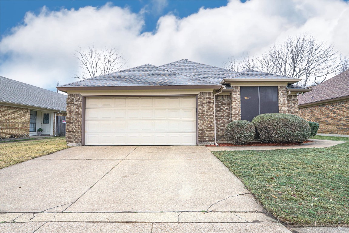 5704 Spyglass Hill Drive Arlington TX 76018