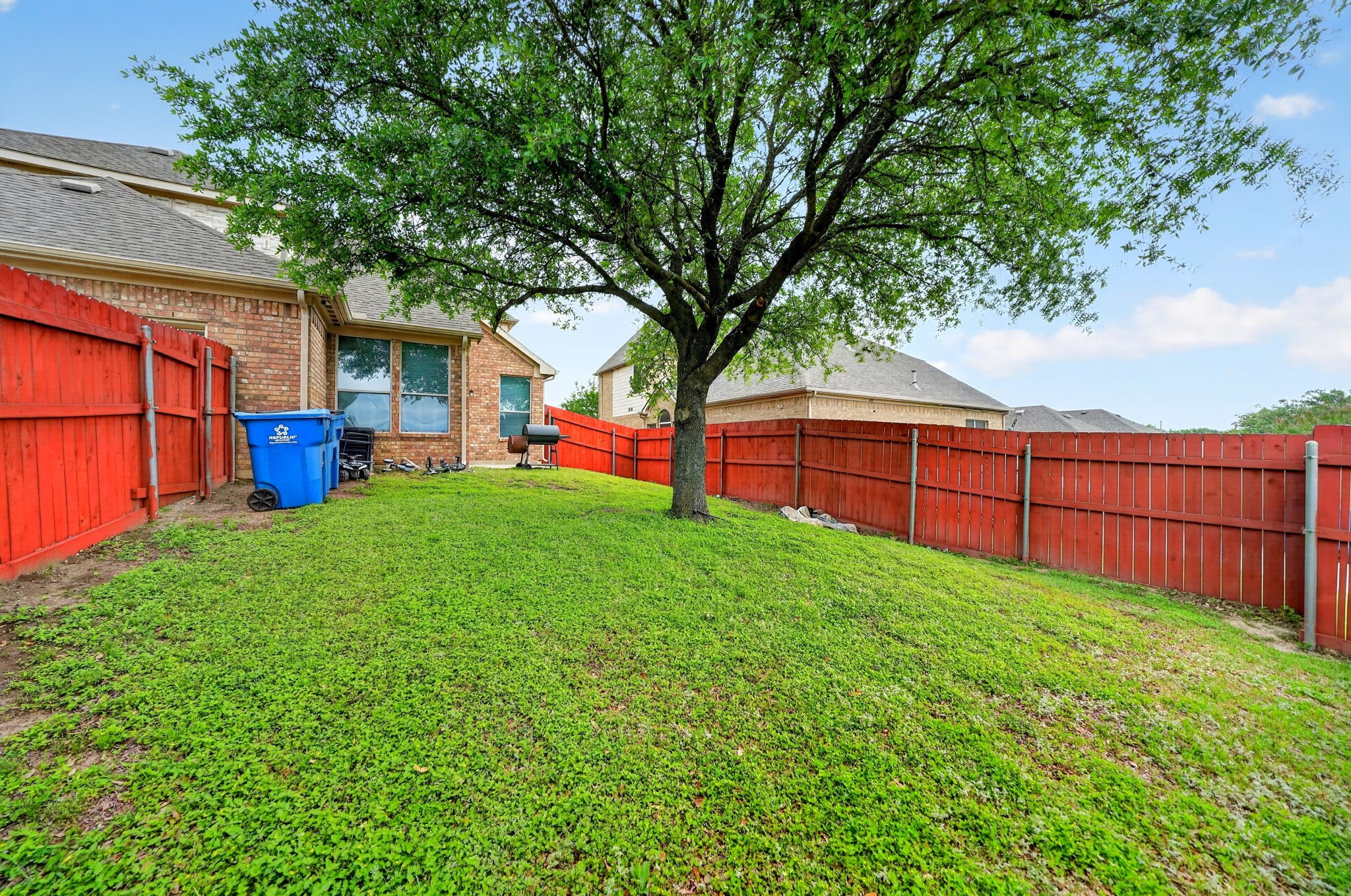 424 Castle Street Desoto TX 75115