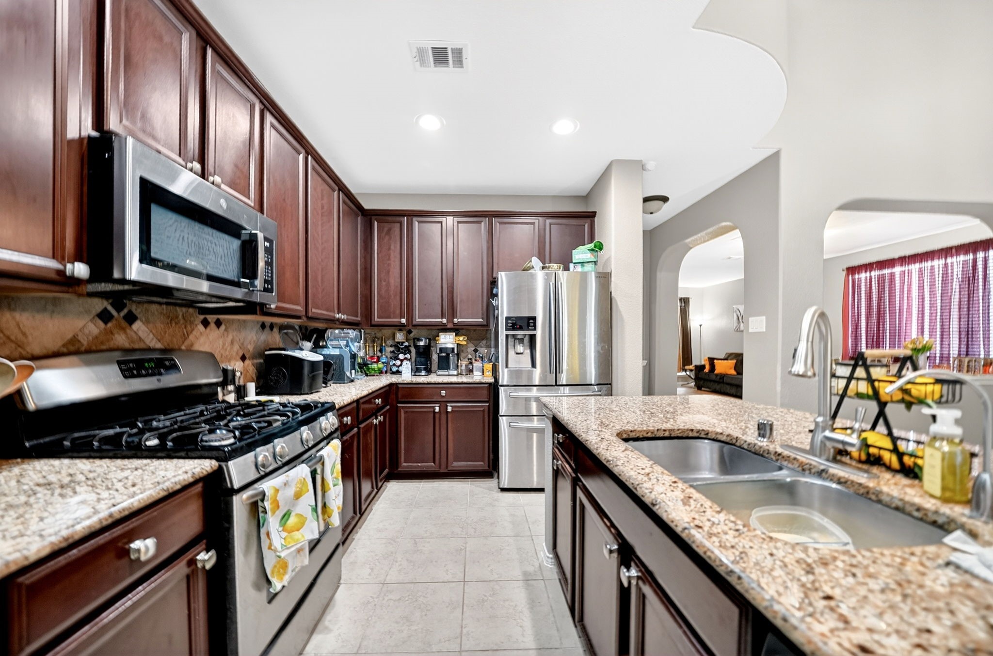 424 Castle Street Desoto TX 75115