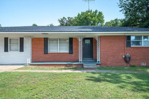 200 W Kansas Street Van TX 75790