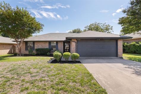 2709 Ridge Road N Fort Worth TX 76133