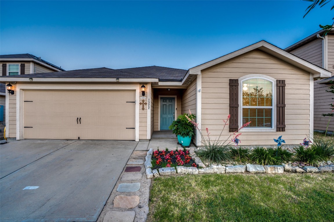 1322 Lucchese Lane Dallas TX 75253