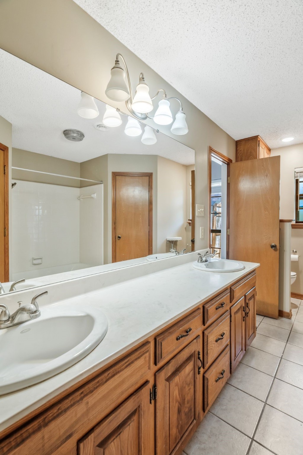 3055 Panhandle Drive Grapevine TX 76051