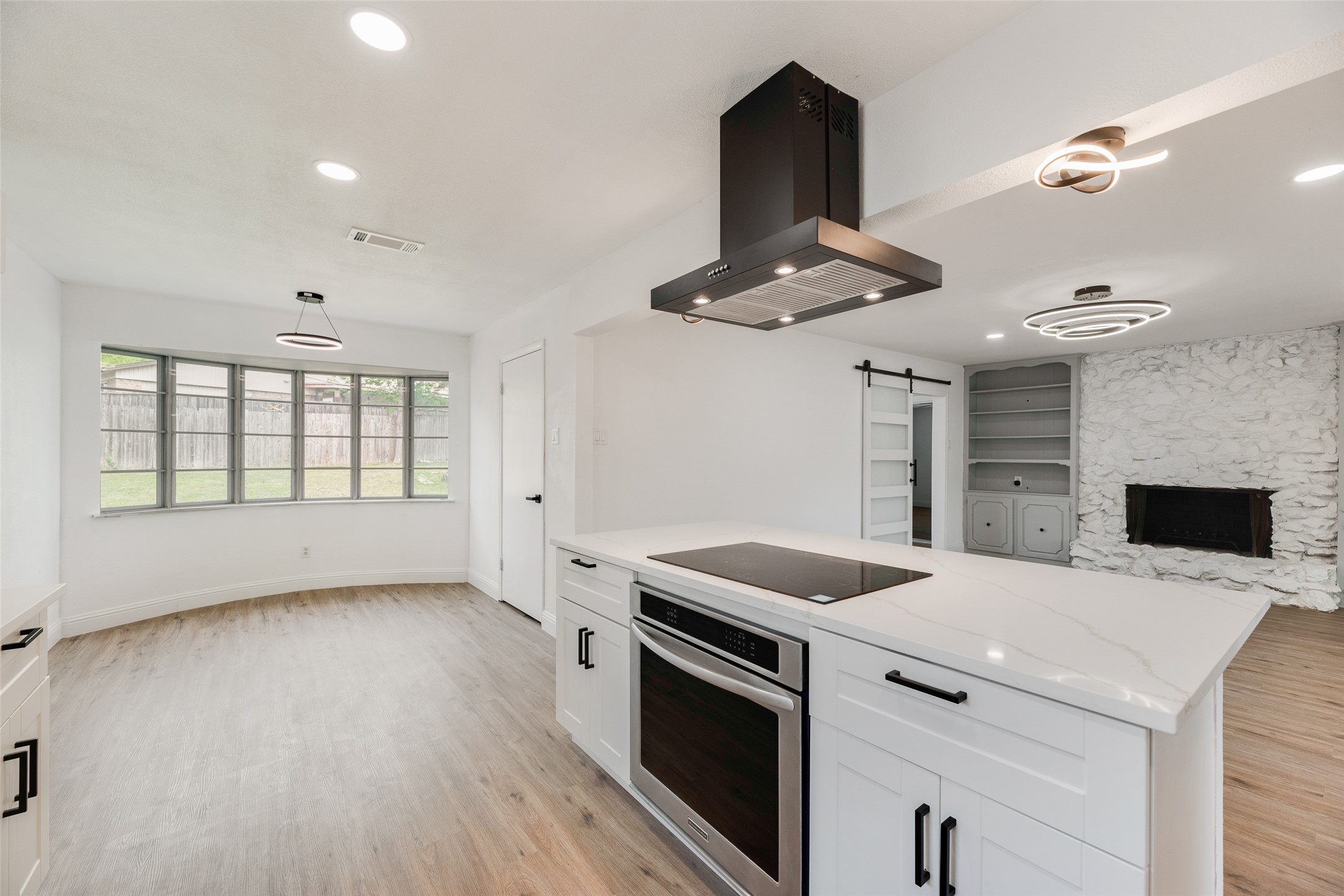 10823 Meadowcliff Lane Dallas TX 75238