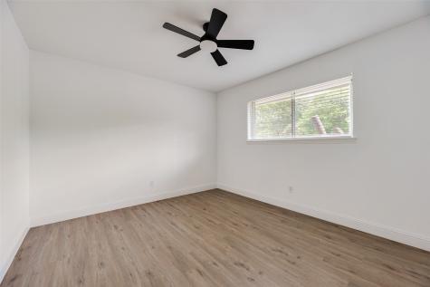 10823 Meadowcliff Lane Dallas TX 75238