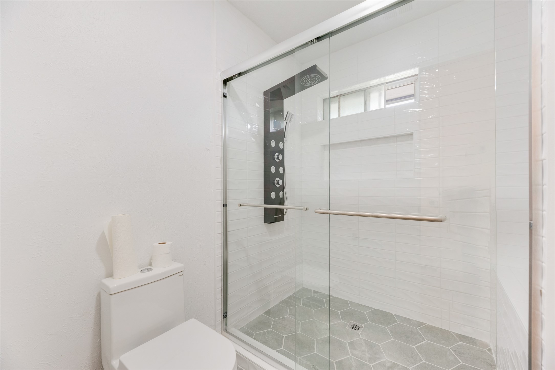 10823 Meadowcliff Lane Dallas TX 75238
