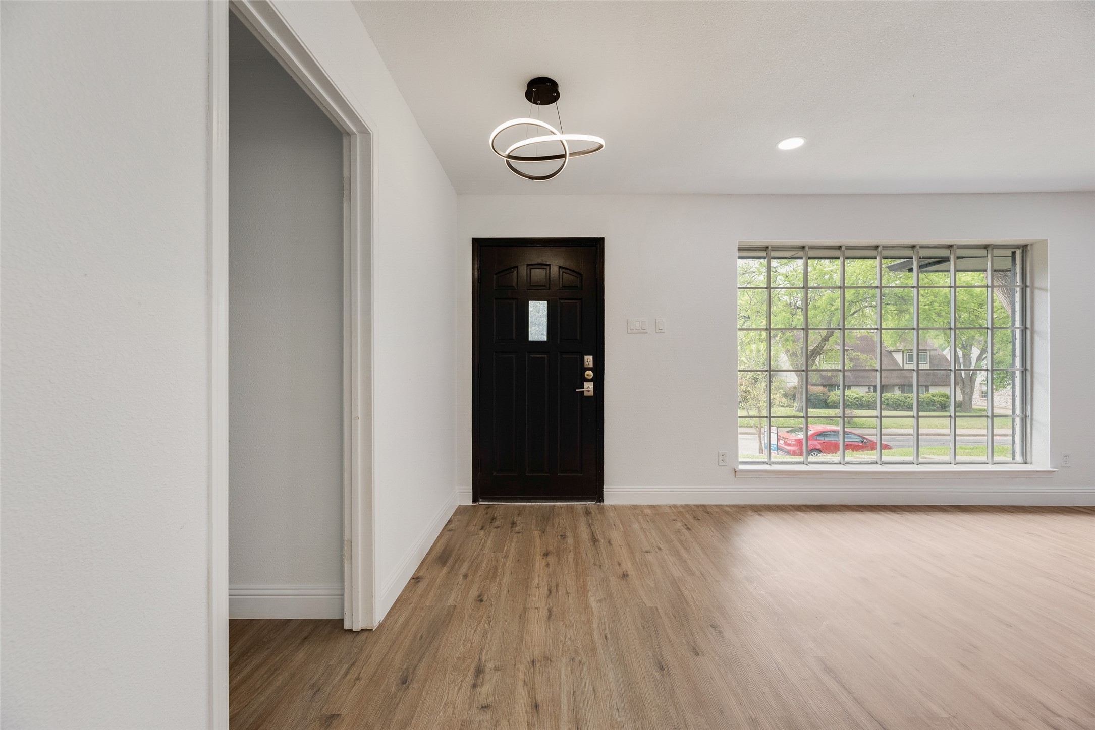 10823 Meadowcliff Lane Dallas TX 75238