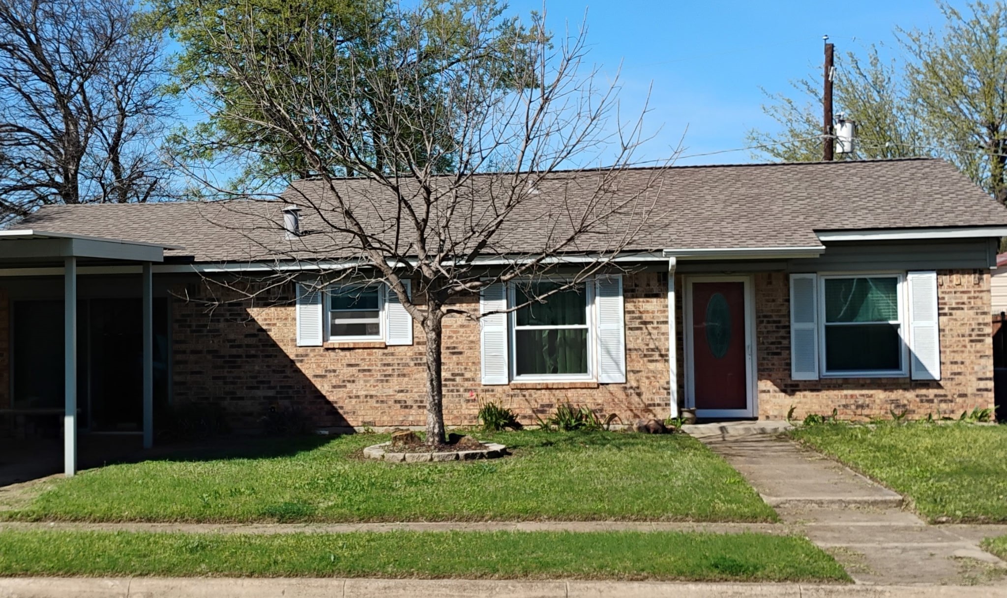 6307 S Solona Circle S Haltom City TX 76117