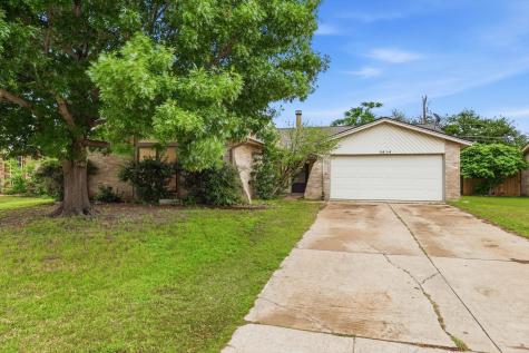 3914 Willowood Lane Grand Prairie TX 75052