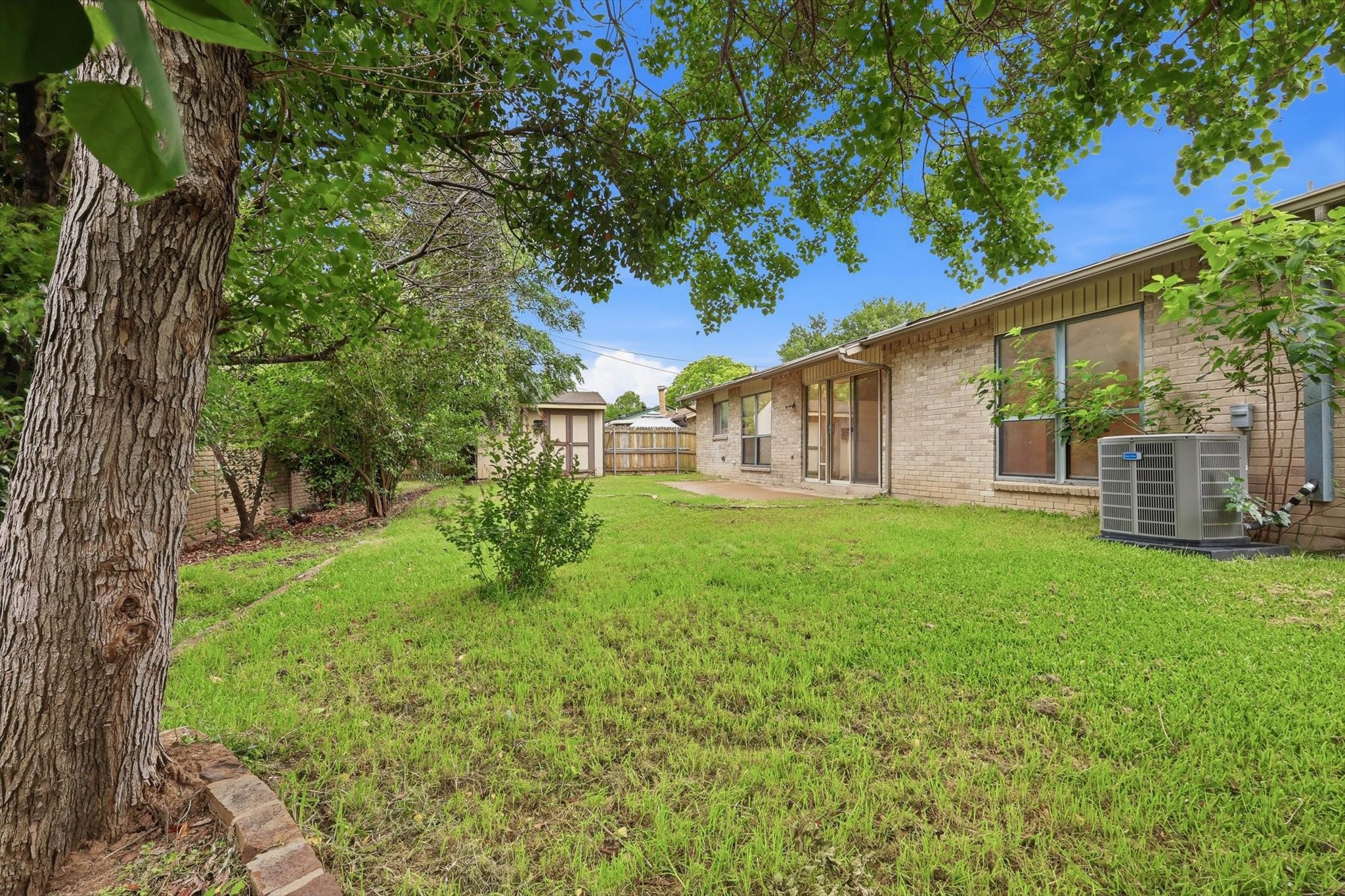 3914 Willowood Lane Grand Prairie TX 75052