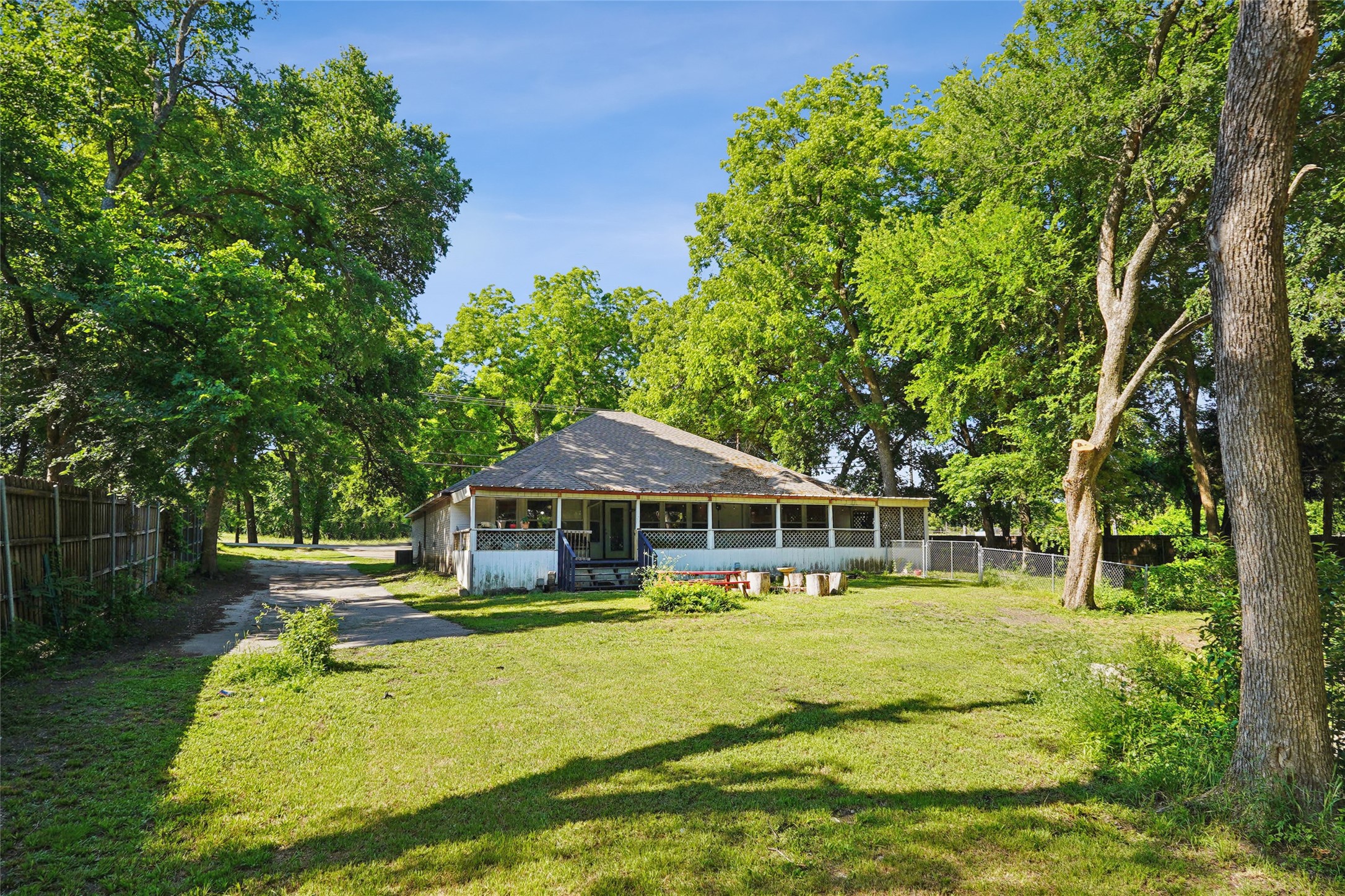 211 Ashford Lane Midlothian TX 76065