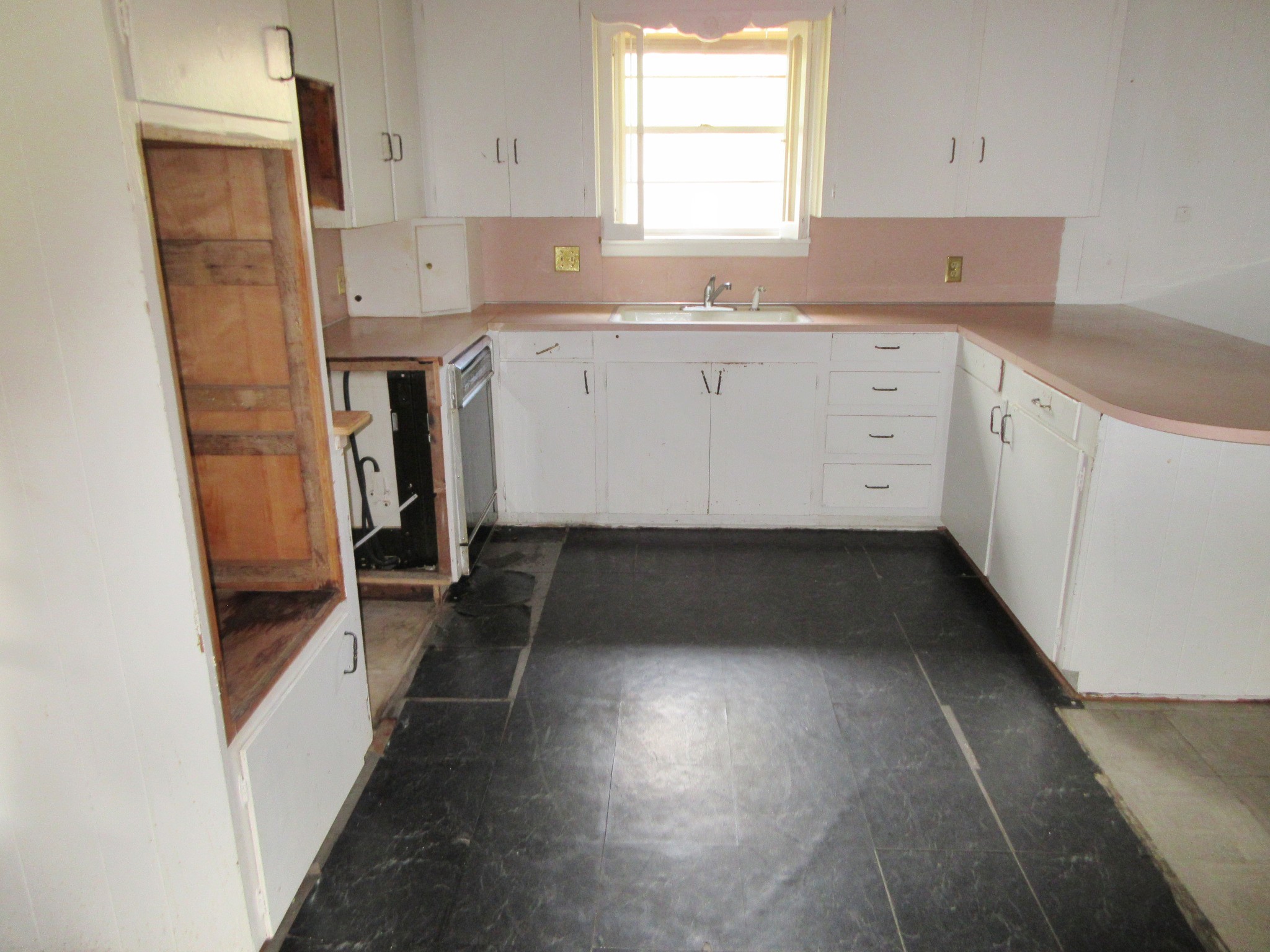 605 W 4th Street Homer LA 71040