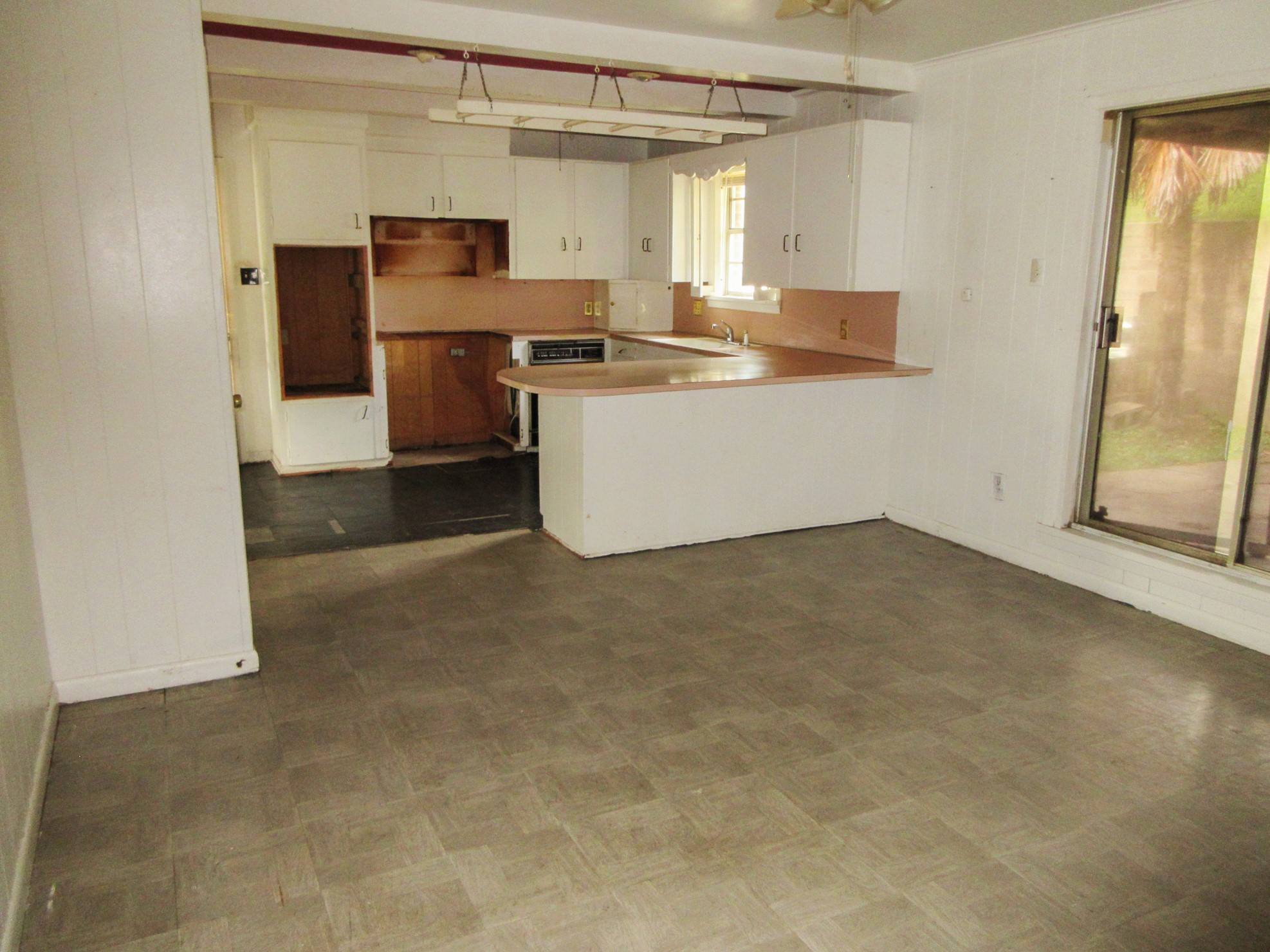605 W 4th Street Homer LA 71040