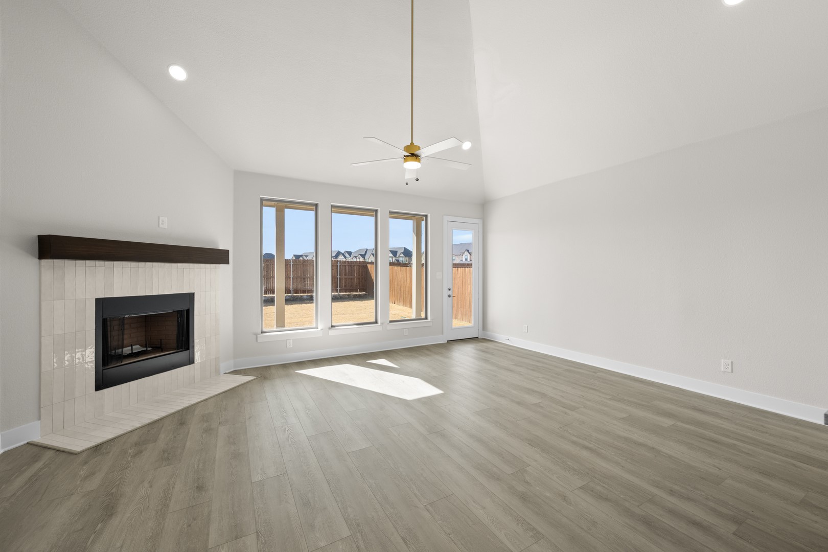 470 Red Maple Road Waxahachie TX 75165