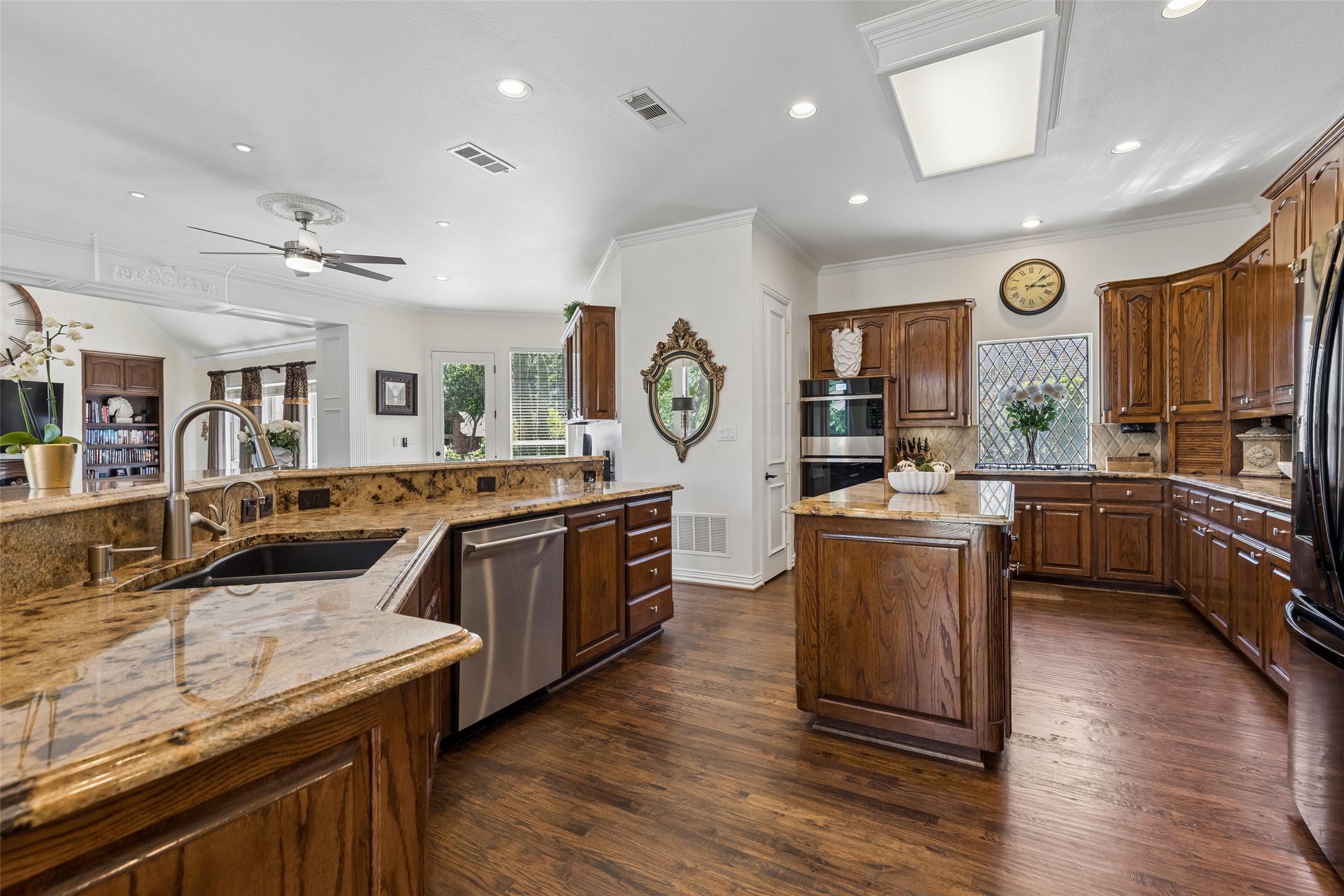 3113 Overlook Circle Highland Village TX 75077