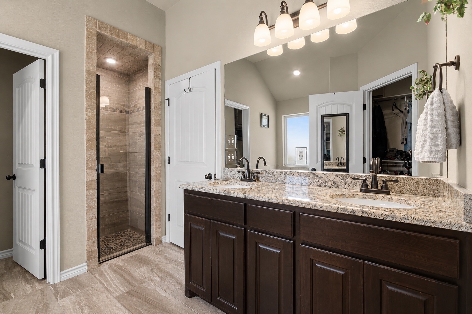 3907 Del Rio Court Granbury TX 76049