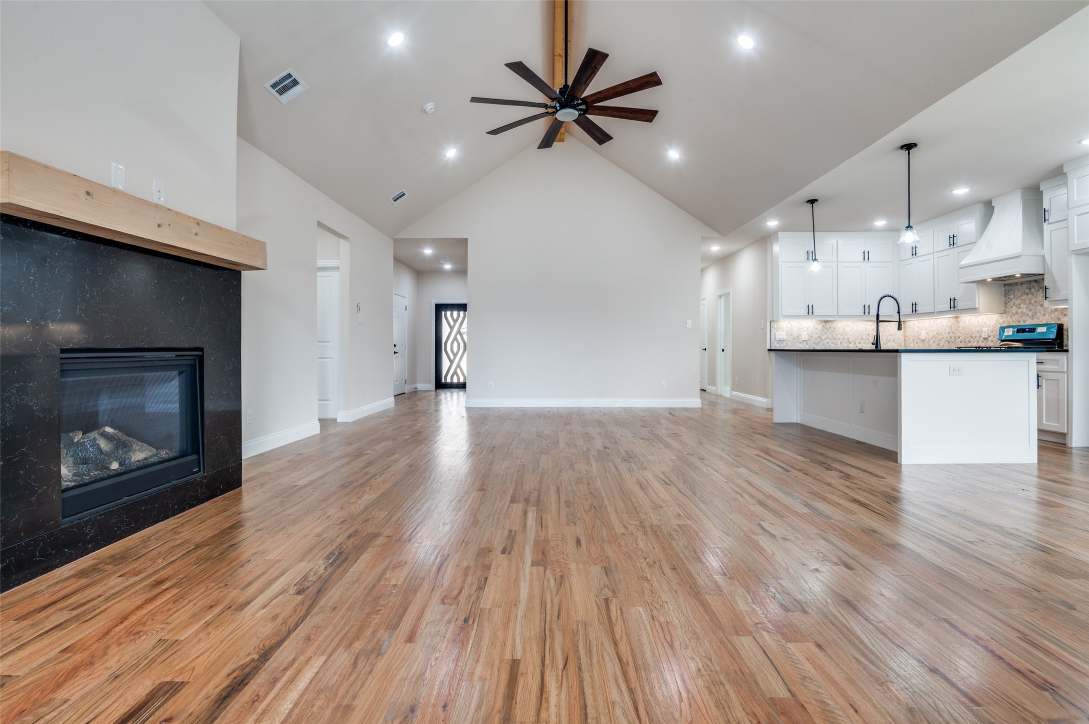 411 N Watson Street Seagoville TX 75159