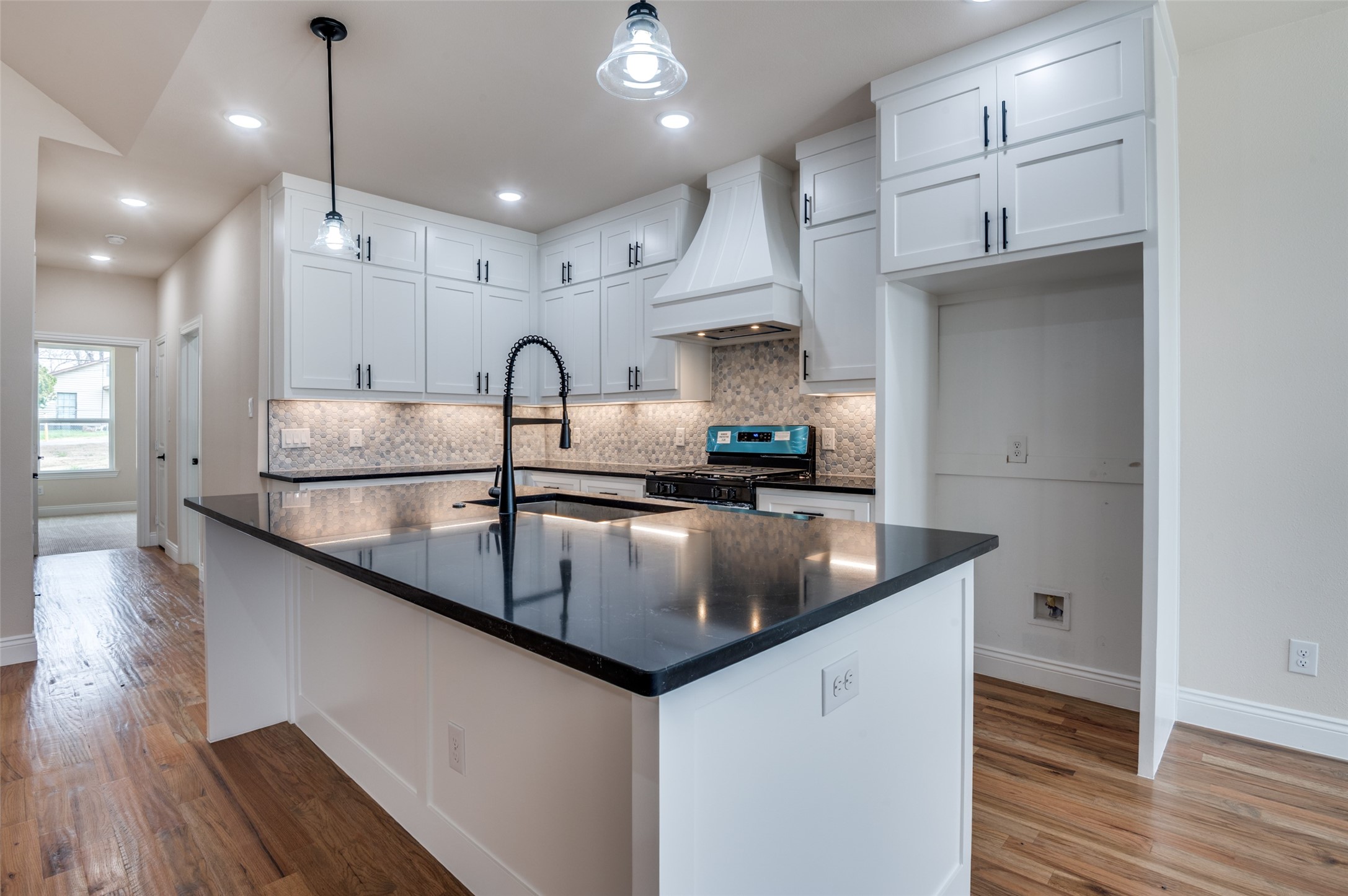 411 N Watson Street Seagoville TX 75159