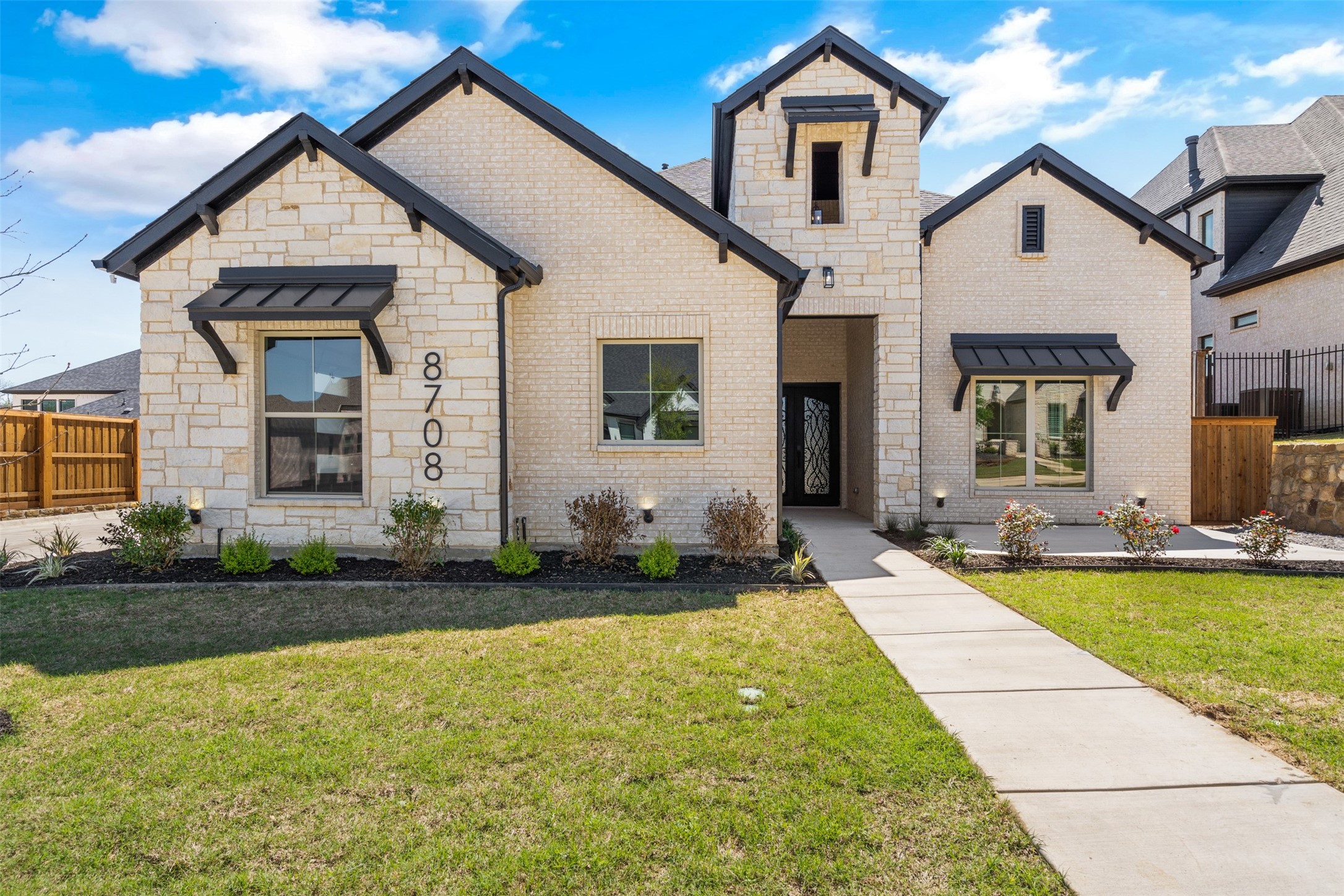 8708 Montrose Drive North Richland Hills TX 76182