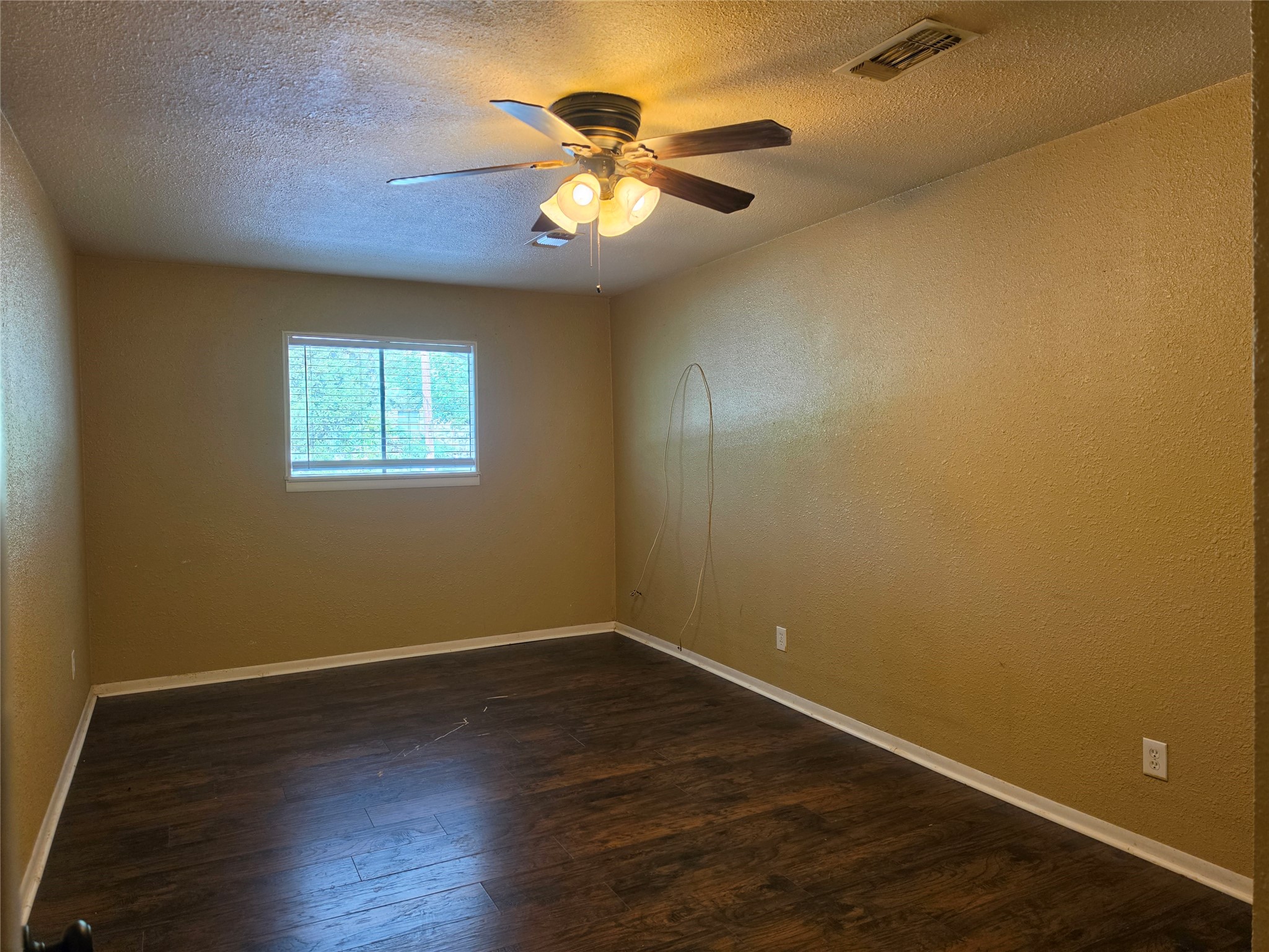 509 Starkey Street Bangs TX 76823