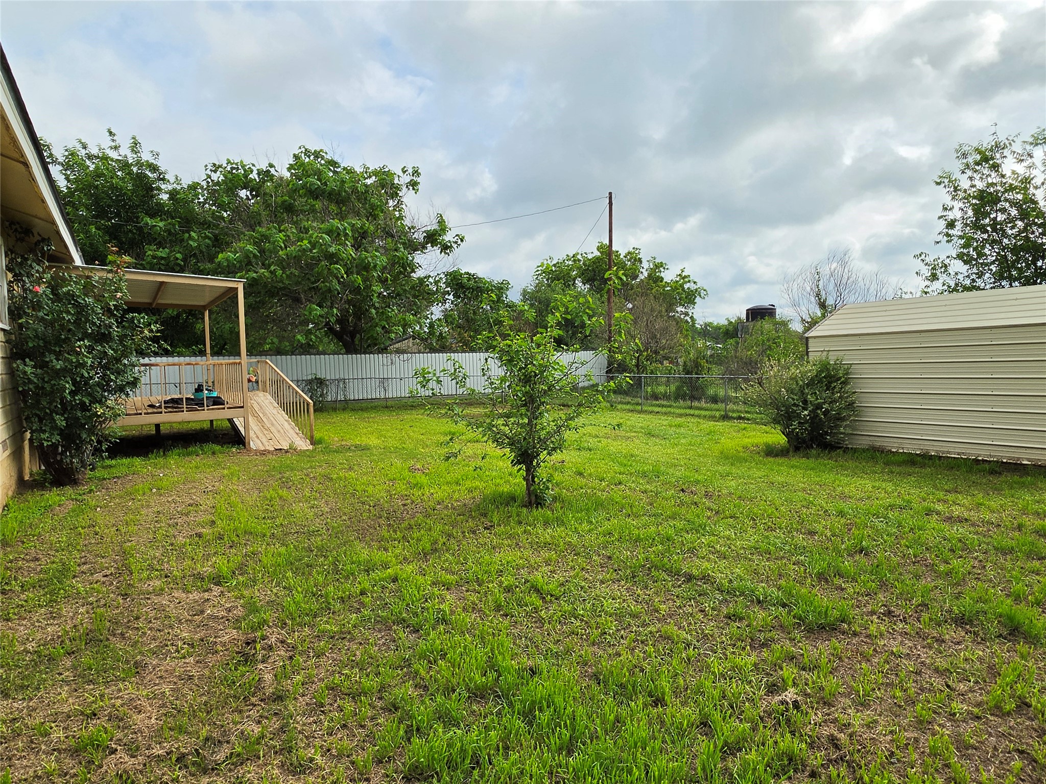 509 Starkey Street Bangs TX 76823