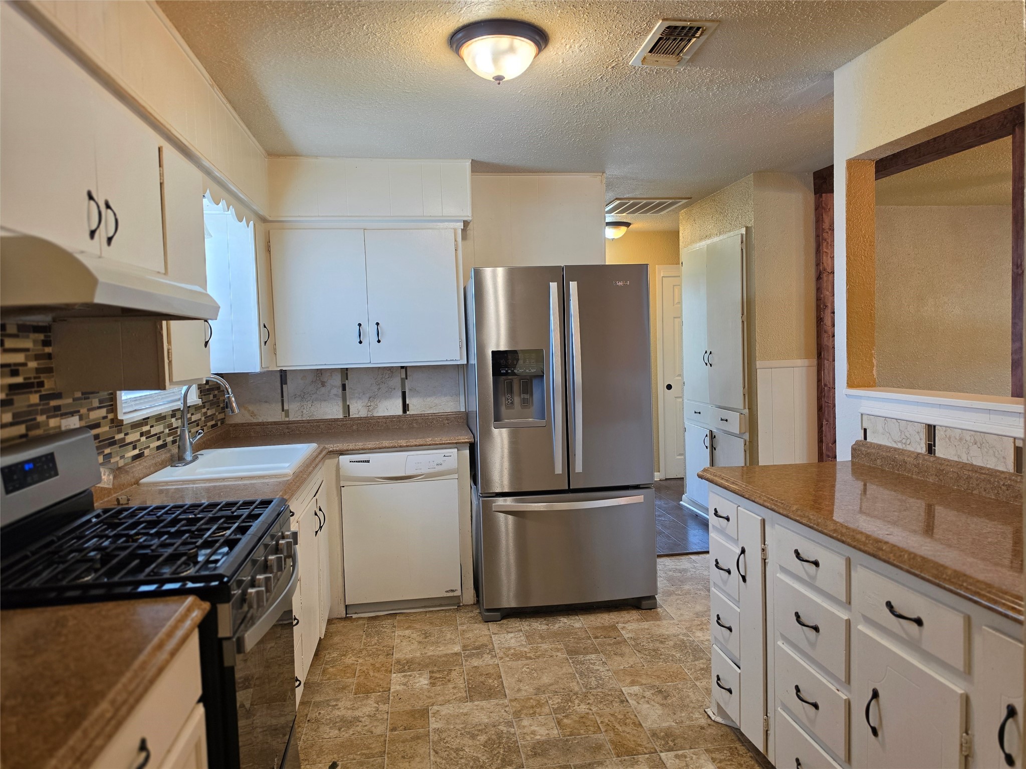 509 Starkey Street Bangs TX 76823