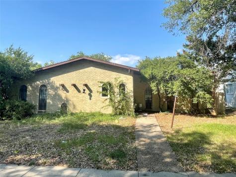 4222 Mayflower Drive Garland TX 75043