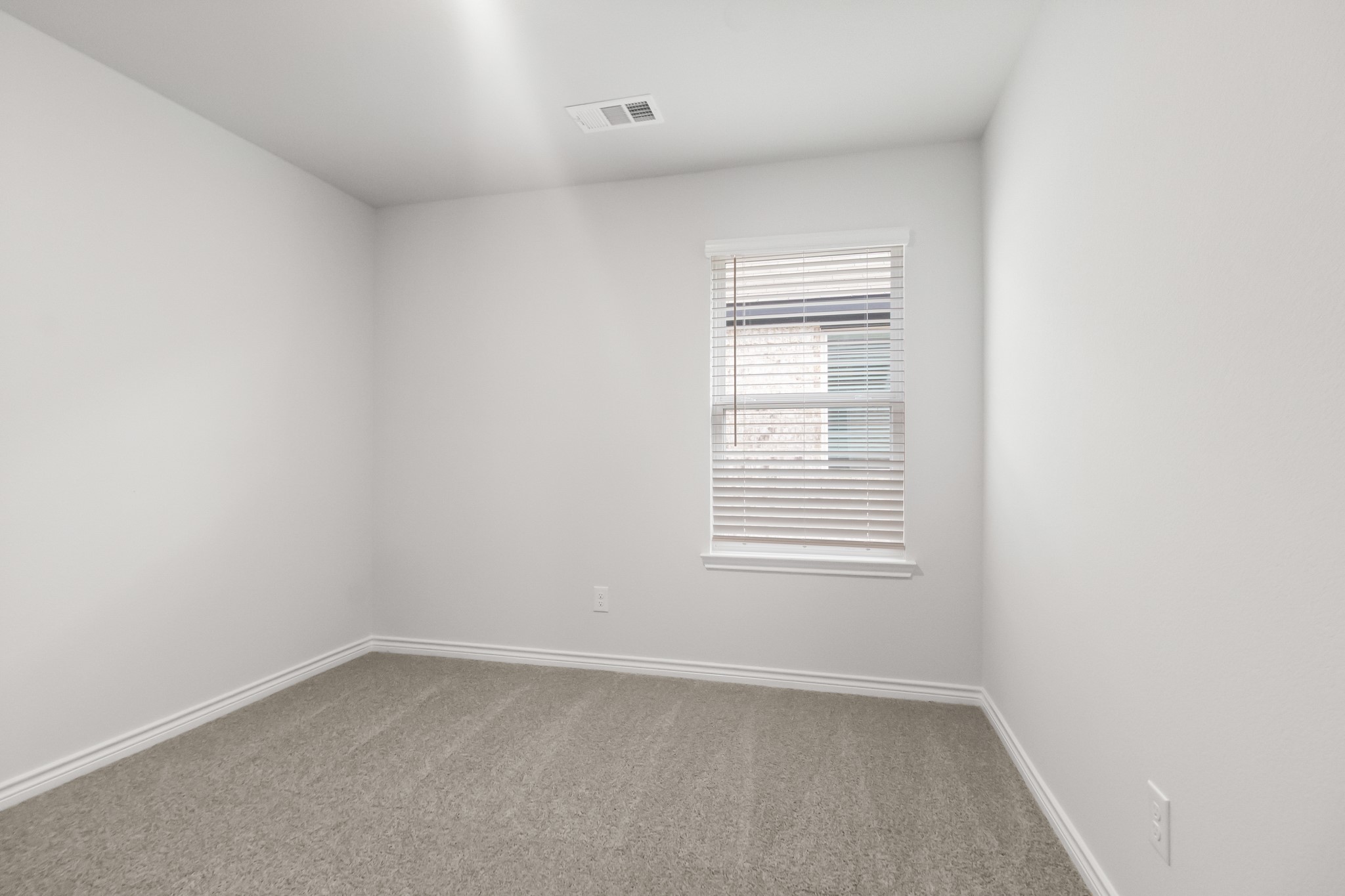1607 Romans Road Ennis TX 75119