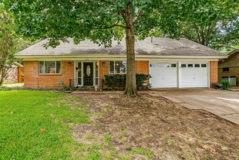 1406 Cherokee Street Arlington TX 76012