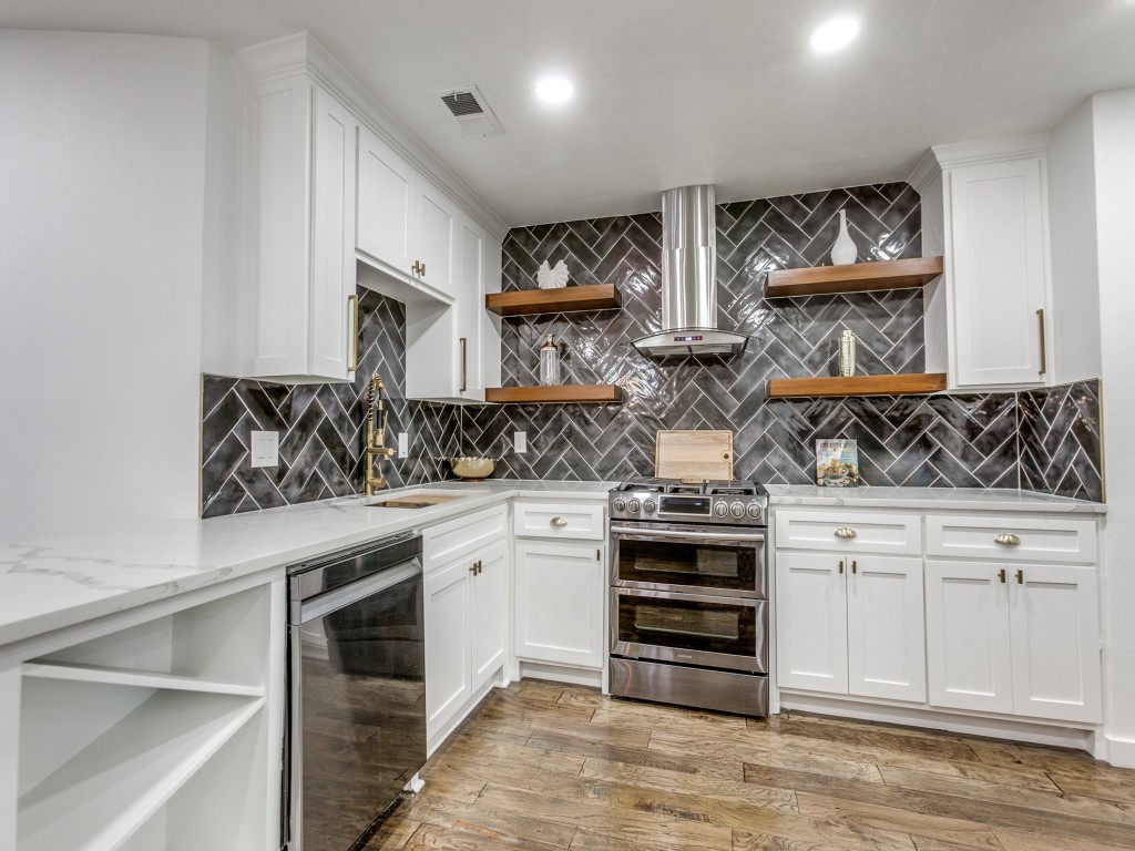 6826 Town Bluff Drive Dallas TX 75248