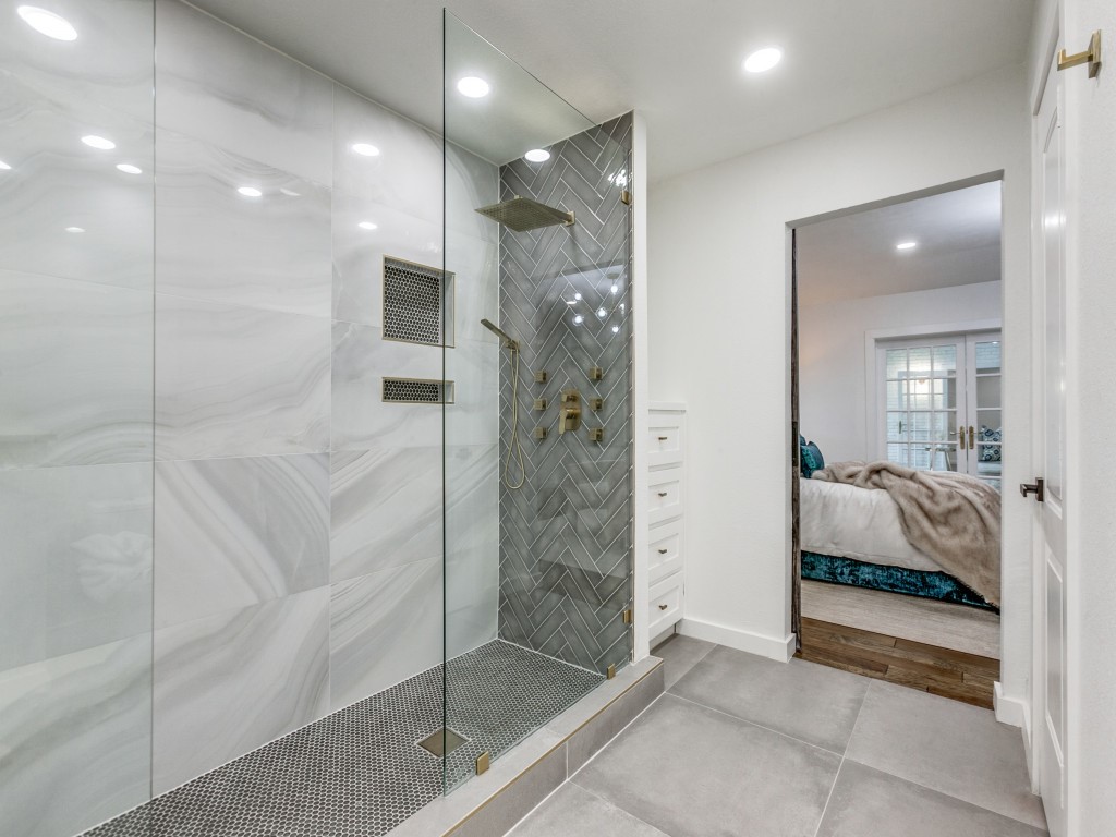 6826 Town Bluff Drive Dallas TX 75248
