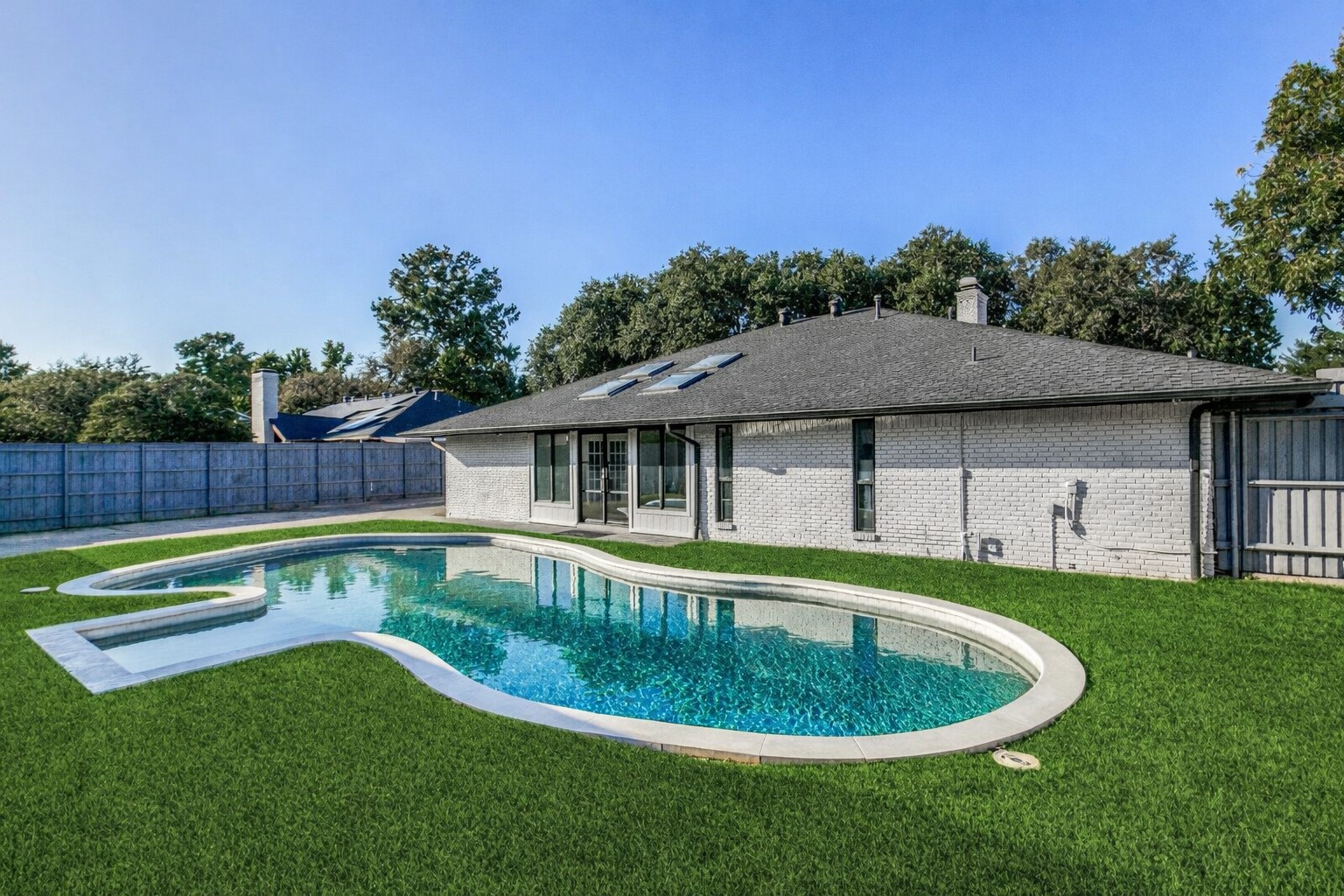 6826 Town Bluff Drive Dallas TX 75248