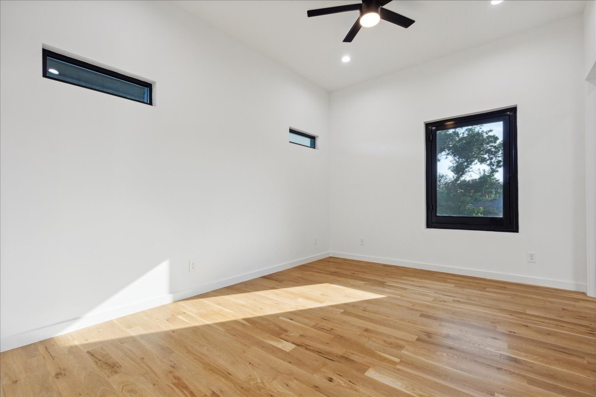 3828 Eaton Drive Dallas TX 75220