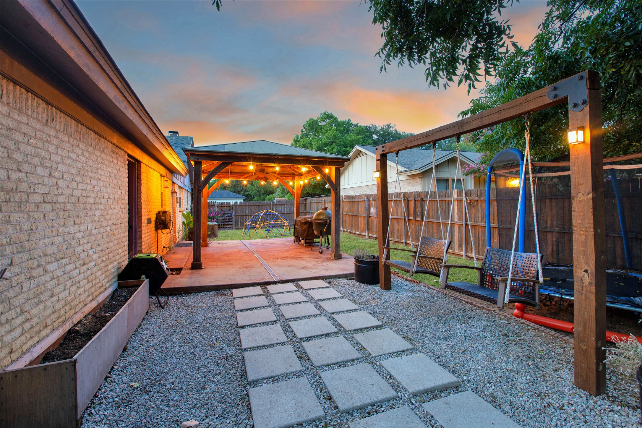 853 Royal Terrace Hurst TX 76053