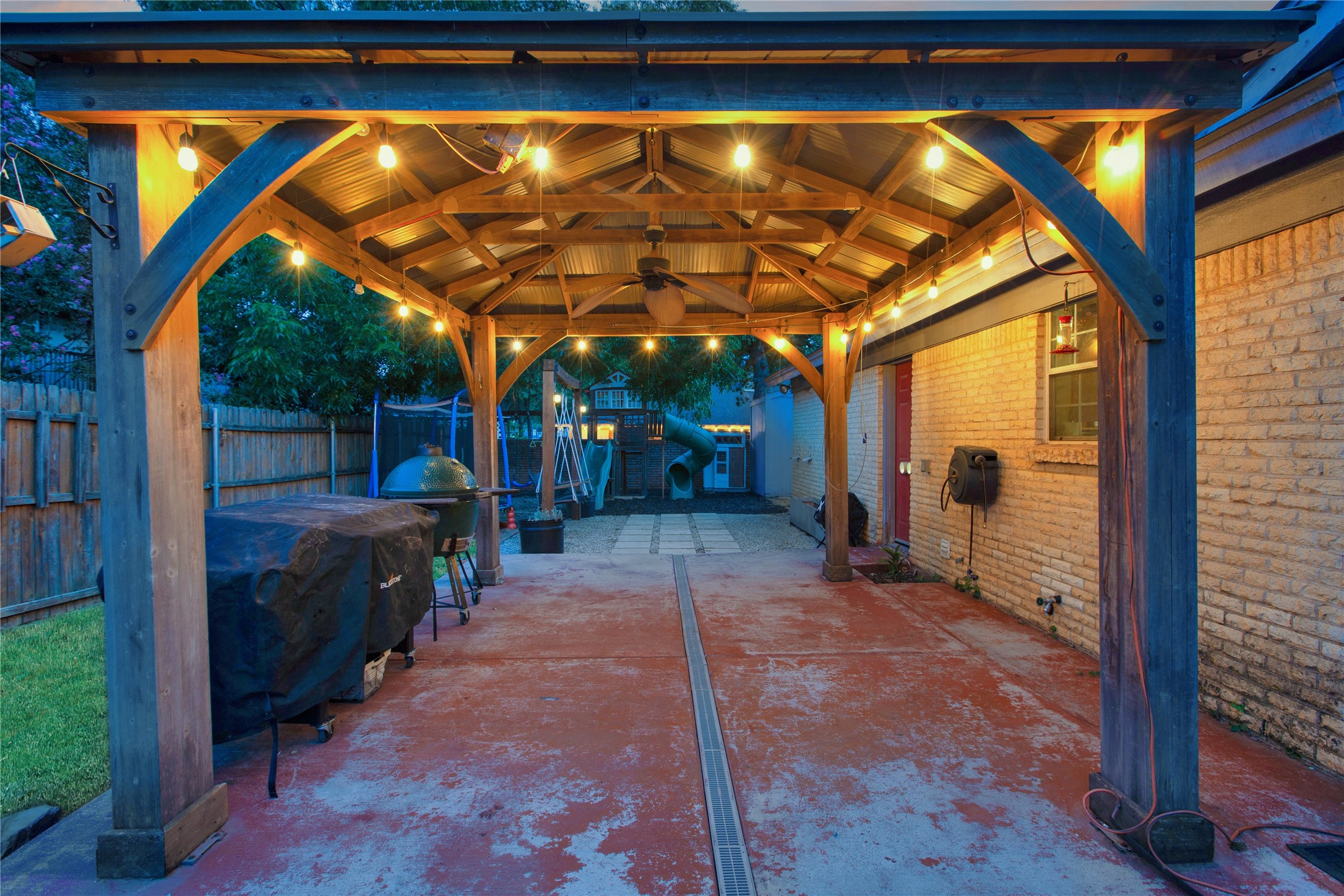 853 Royal Terrace Hurst TX 76053